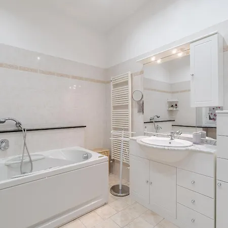 Porto Antico Functional & Roomy Flat Genua Exterior foto