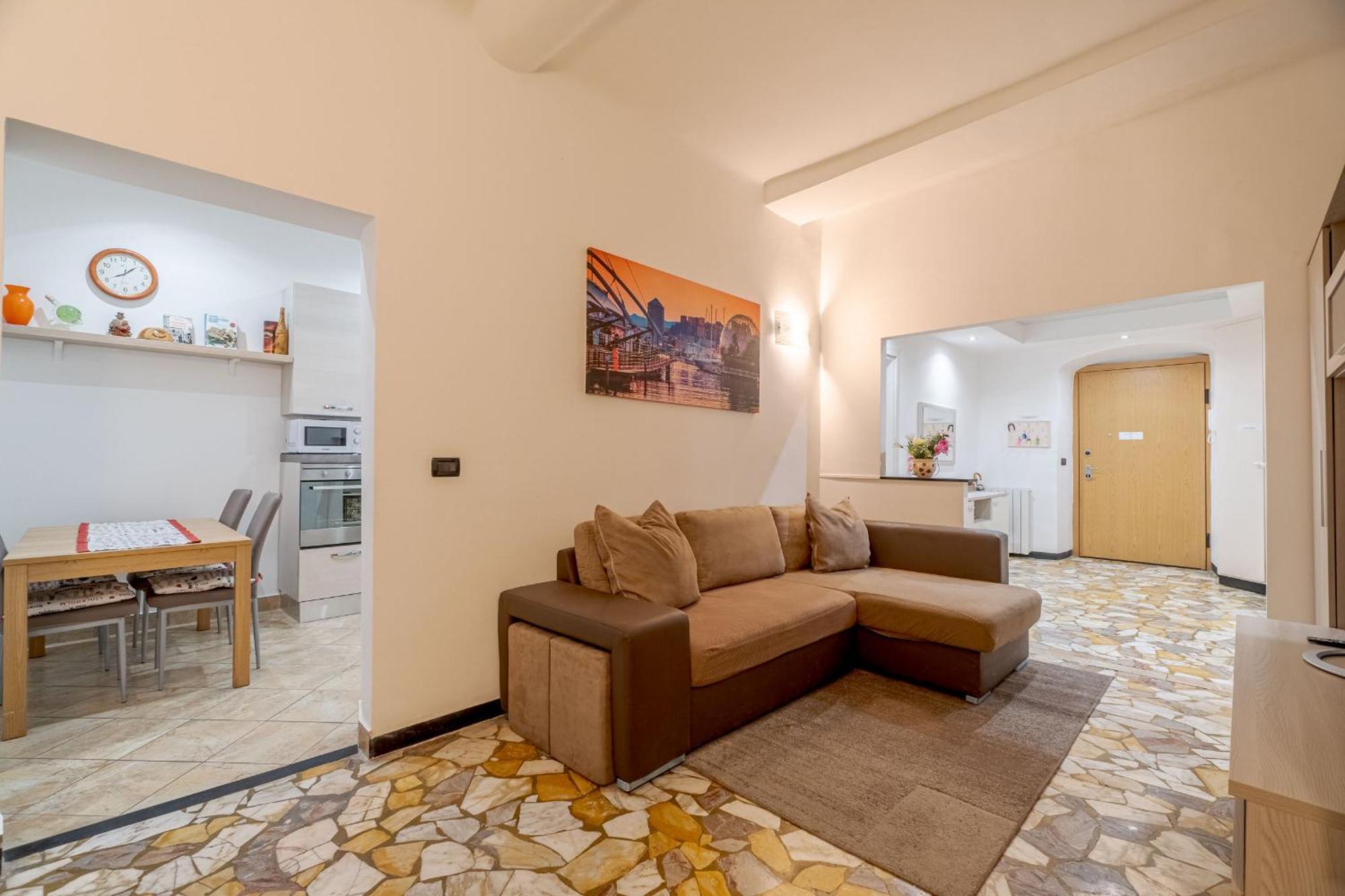 Porto Antico Functional & Roomy Flat Apartment Genoa