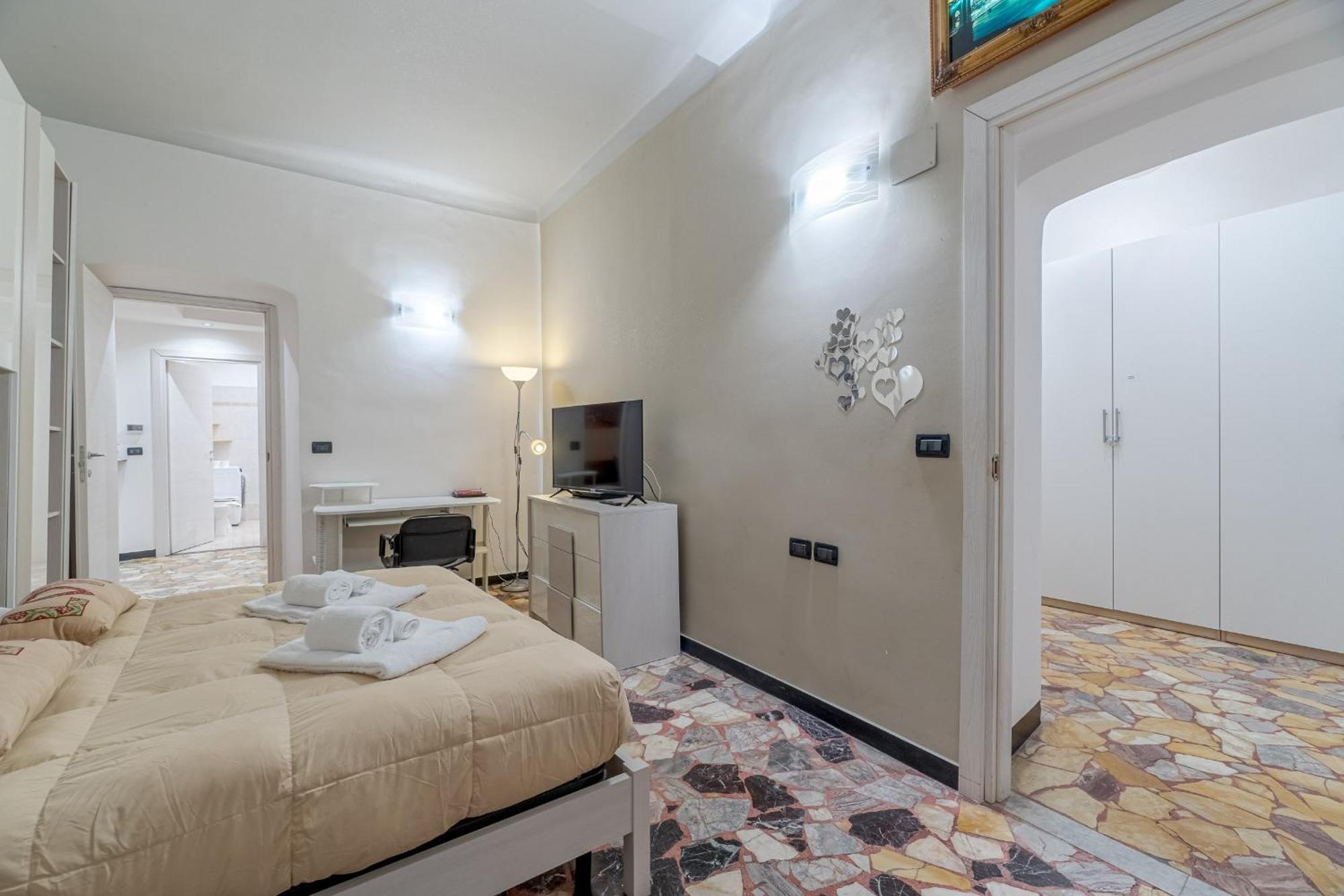 Porto Antico Functional & Roomy Flat