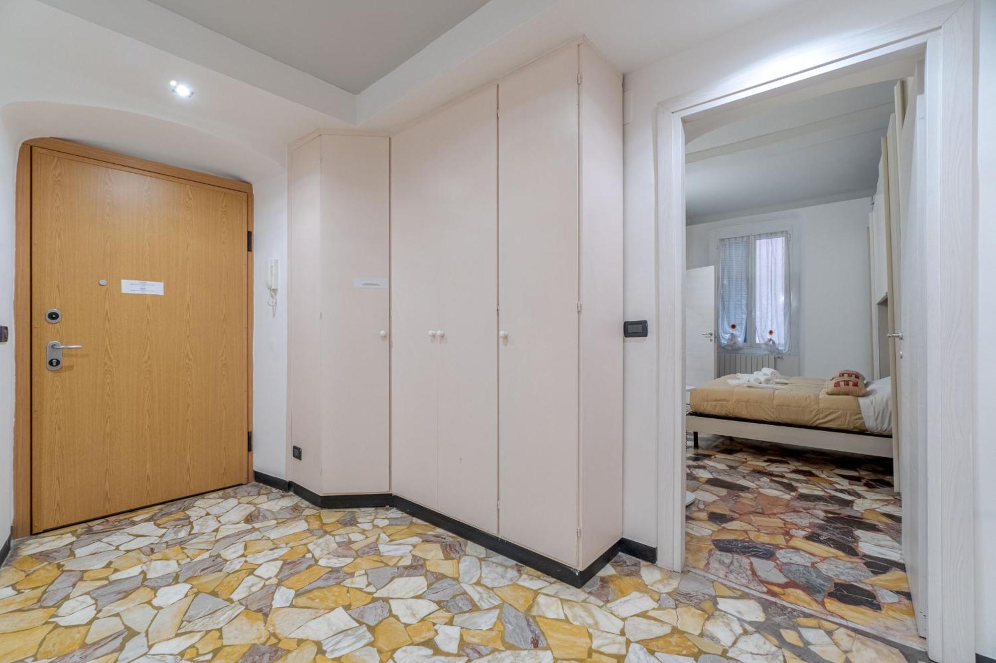 Apartment Porto Antico Functional & Roomy Flat *